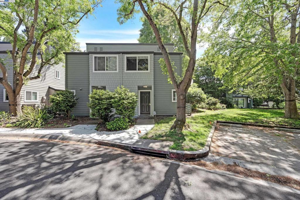 127 Temescal Cir