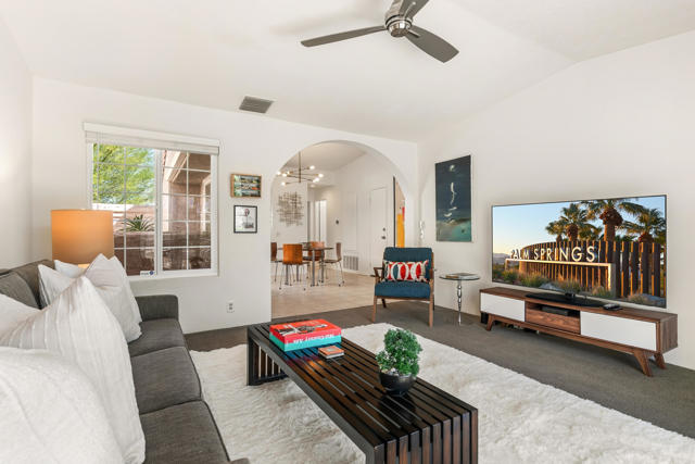 500 S Farrell Drive #F44, Palm Springs, CA 92264