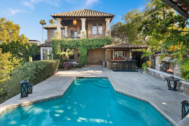4915 Eyrie Rd, San Diego CA: https://media.crmls.org/mediaz/78b8a043-74e4-42f8-915b-638758c5406b.jpg