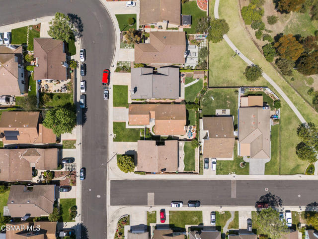 4570 N Vistapark Drive, Moorpark CA: https://media.crmls.org/mediaz/78b8a4fd-4810-4c61-9b05-ca1af49d3e92.jpg