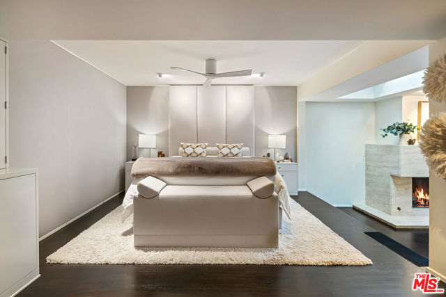 16745 Bosque Drive, Encino CA: https://media.crmls.org/mediaz/78b917ed-9009-4328-b361-d1900e968ea4.jpg