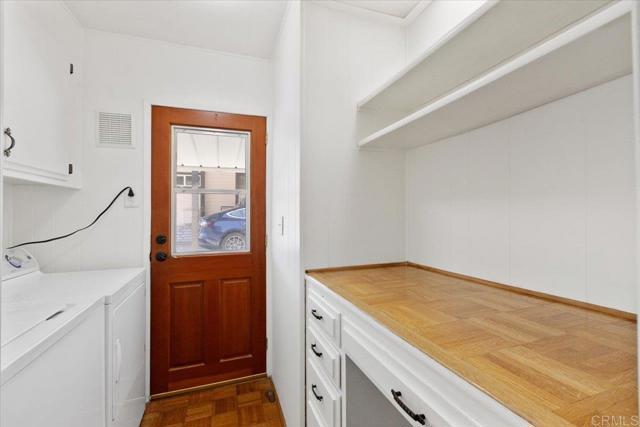 8975 Lawrence Welk Dr, Escondido CA: https://media.crmls.org/mediaz/78b9245f-e854-4861-8982-b84efa74bb6f.jpg