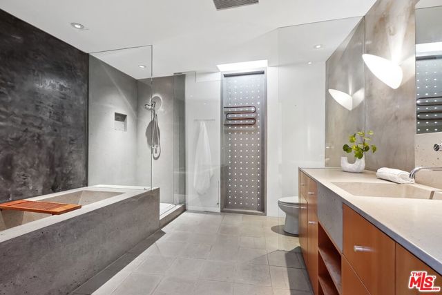 Drew Fenton | 2238 Stradella Road Los Angeles CA | MLS: 7146922