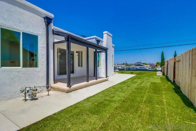 2780 Buena Vista, Lemon Grove CA: https://media.crmls.org/mediaz/78b9c83b-a5c8-4b5c-beda-12c76fcbfbec.jpg