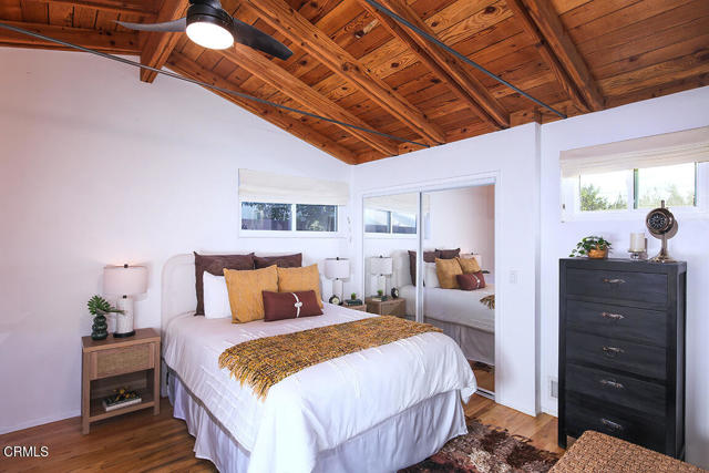 Detail Gallery Image 17 of 42 For 3363 Hollydale Dr, Los Angeles,  CA 90039 - 3 Beds | 3/1 Baths