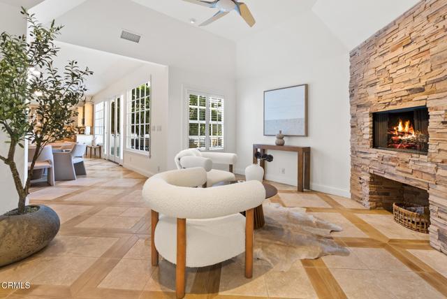 Detail Gallery Image 17 of 45 For 2596 Wallingford Dr, Beverly Hills,  CA 90210 - 4 Beds | 3/1 Baths