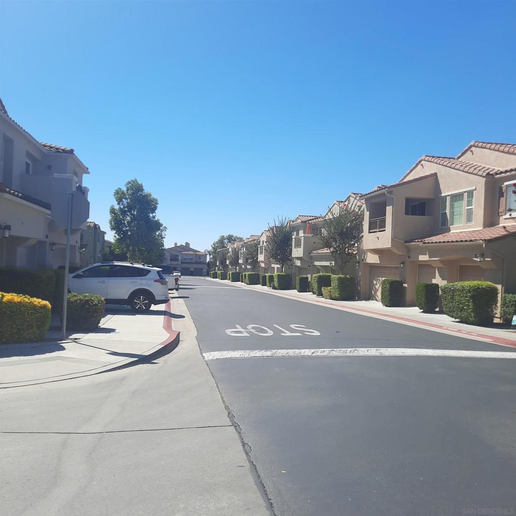 103 Trilogy St - photo 16