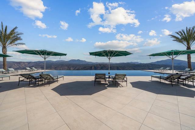 24949 Thunder Mountain Road, Ramona CA: https://media.crmls.org/mediaz/78baaa02-d1cc-4d22-96ed-2bb88002af80.jpg