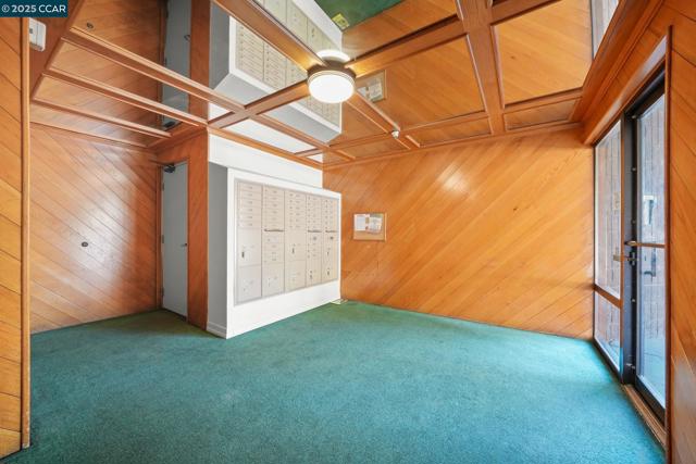 Image 24 of 25 For 25930 Kay Ave  201