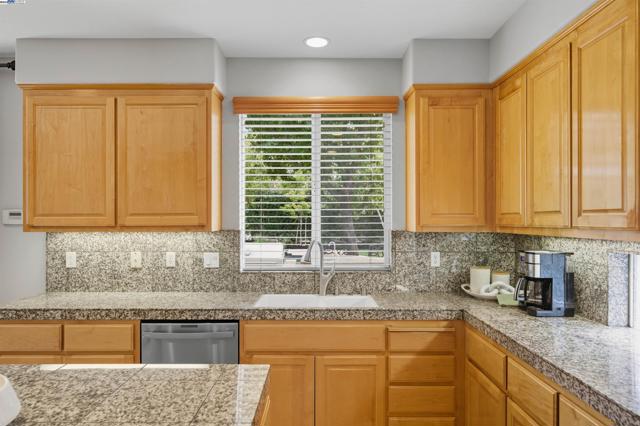 3080 Bresso Dr, Livermore CA: https://media.crmls.org/mediaz/78bb29e9-23bb-4664-8bf4-f2563c62cc62.jpg