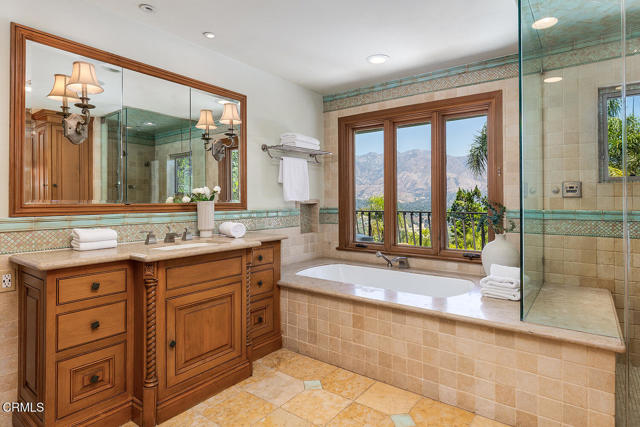 Detail Gallery Image 53 of 73 For 420 Inverness Dr, La Canada Flintridge,  CA 91011 - 6 Beds | 5/1 Baths