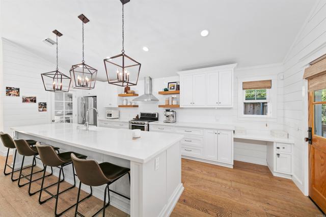 2103 Loquat Place, Oceanside CA: https://media.crmls.org/mediaz/78bb896d-d104-4585-be68-40586b69d51d.jpg