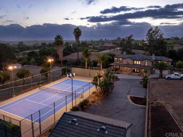 Detail Gallery Image 5 of 75 For 3347 Yucca Ter, Fallbrook,  CA 92028 - 4 Beds | 4/1 Baths