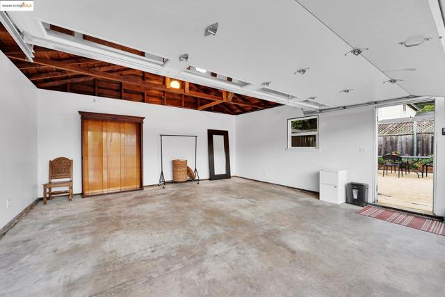 725 Trevethan Ave, Santa Cruz CA: https://media.crmls.org/mediaz/78bc7766-d2bb-4419-8824-db201bfcb6d8.jpg