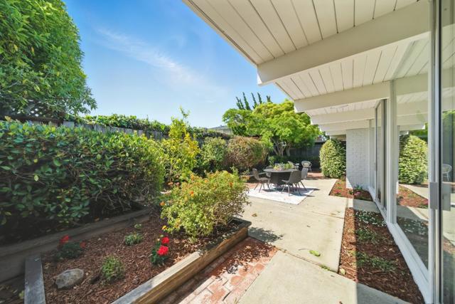 200 Loon Court, Foster City CA: https://media.crmls.org/mediaz/78bc9c65-1979-41c6-9ea3-fd275b807347.jpg