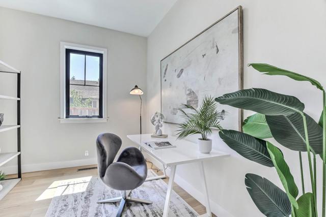 202 Mountain View Avenue, Mountain View CA: https://media.crmls.org/mediaz/78bcd51c-2b75-4c6a-bc73-f2653eedea5d.jpg