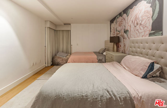 10777 Wilshire Boulevard, Los Angeles CA: https://media.crmls.org/mediaz/78bce2b7-7e31-44ea-a12d-e0ec22d9b265.jpg