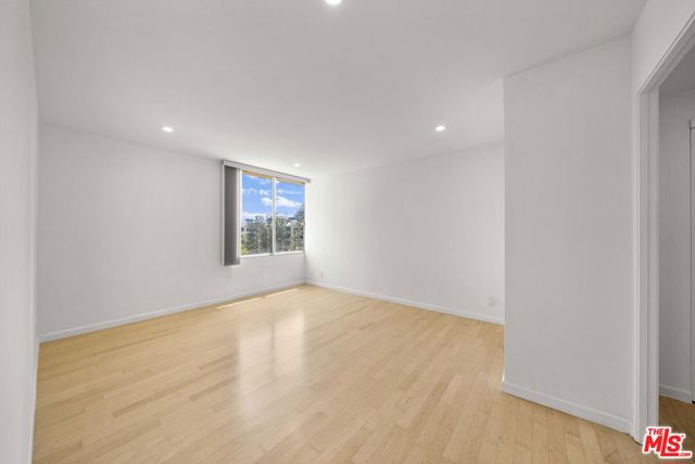 2160 Century Park East, Los Angeles CA: https://media.crmls.org/mediaz/78bd77f0-524c-4526-8ded-6eb921d20855.jpg