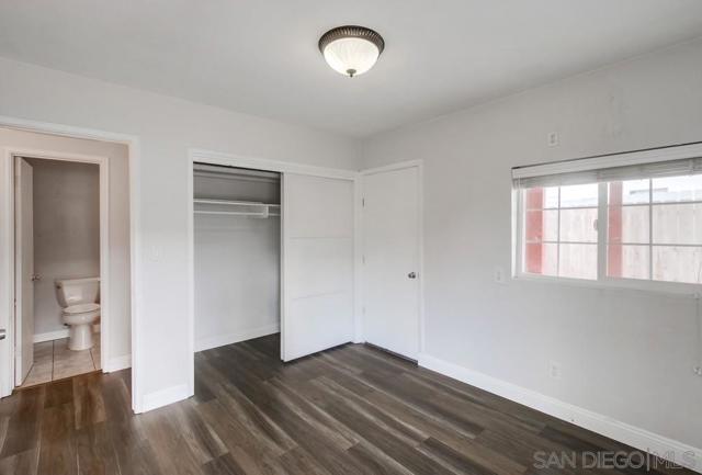 6327 Newsome Dr, San Diego CA: https://media.crmls.org/mediaz/78bde116-d13b-4cc1-8eee-047215c723ce.jpg