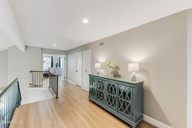 12147 Alder Grove Street, Moorpark CA: https://media.crmls.org/mediaz/78be117d-6a3a-4d12-8c84-1e3e210c4a26.jpg