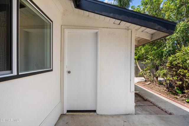 3167 Waco Avenue, Simi Valley CA: https://media.crmls.org/mediaz/78bf888d-5829-481a-af96-88b26e0ae2fc.jpg