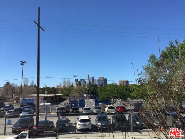 202 Gabriel Garcia Marquez Street, Los Angeles CA: https://media.crmls.org/mediaz/78bfdd20-e742-40d4-a9c2-a913a5045856.jpg