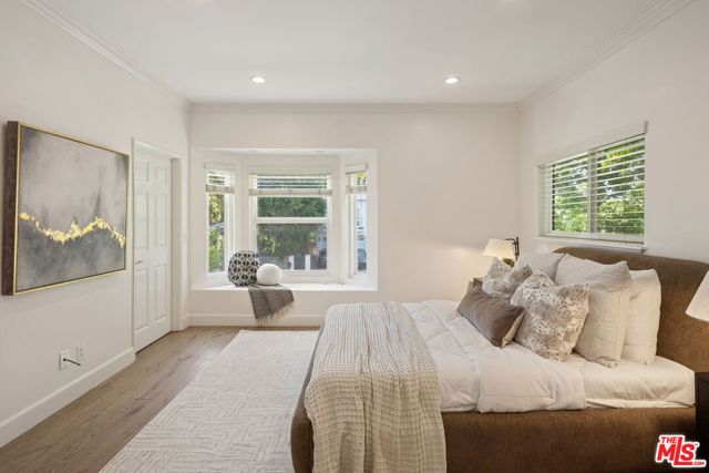 4 Bed Home for Sale in Sherman Oaks, California