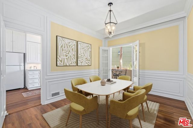 8724 Shoreham Drive, West Hollywood CA: https://media.crmls.org/mediaz/78c1d82a-8595-431e-b645-6314dc4e8138.jpg