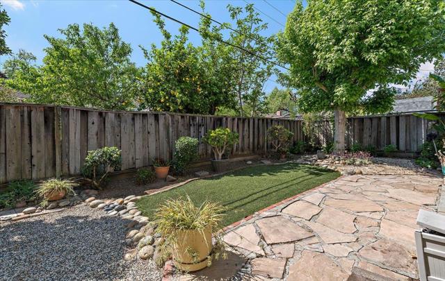 898 Hummingbird Drive, San Jose CA: https://media.crmls.org/mediaz/78c32579-cf11-41d2-9aa1-539fb113126b.jpg
