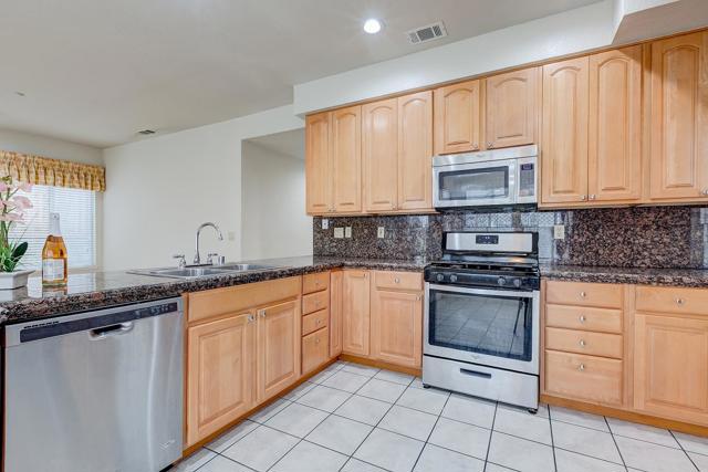 559 Topley Court, Vallejo CA: https://media.crmls.org/mediaz/78c3df67-d53c-4219-9407-bcca2291d42a.jpg