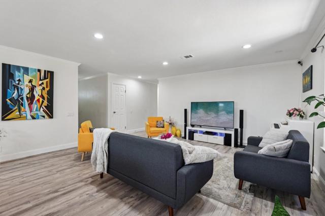 5195 Calicowood Place, San Jose CA: https://media.crmls.org/mediaz/78c3f9b4-3609-41ad-8807-396bbbd5eec5.jpg