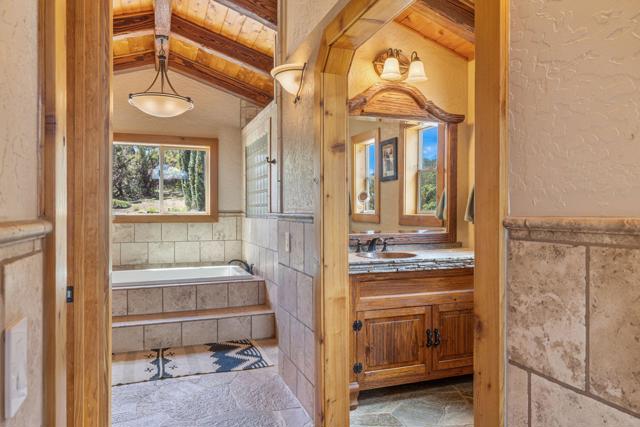36958 Goldshot Creek Road, Mountain Center CA: https://media.crmls.org/mediaz/78c45442-726d-4a28-a063-c830223c5161.jpg