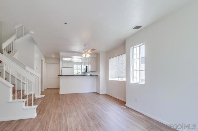 8945 Arlingdale Way, Spring Valley, California 91977, 2 Bedrooms Bedrooms, ,2 BathroomsBathrooms,Condominium,For Sale,Arlingdale Way,250032679SD