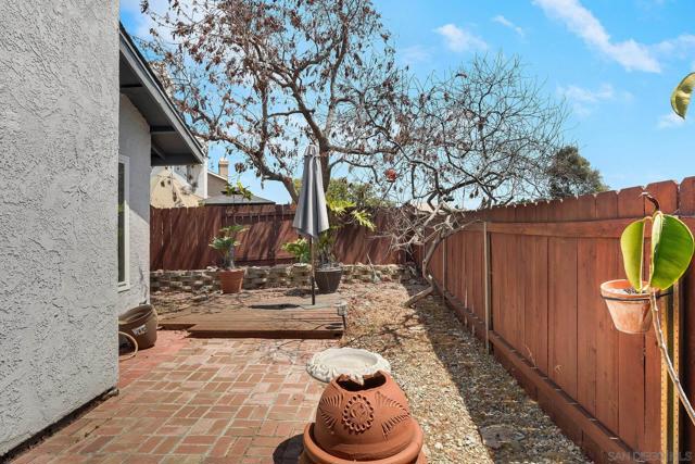5233 Caminito Cachorro, San Diego CA: https://media.crmls.org/mediaz/78c58ab3-45db-4de4-8b3e-abfca0fc4ae7.jpg