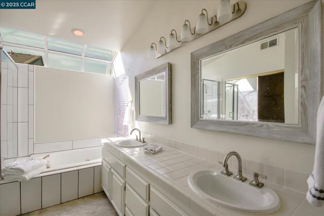 5070 E Lakeshore Drive, San Ramon CA: https://media.crmls.org/mediaz/78c630ca-1523-4e28-bb65-00f06b91435a.jpg