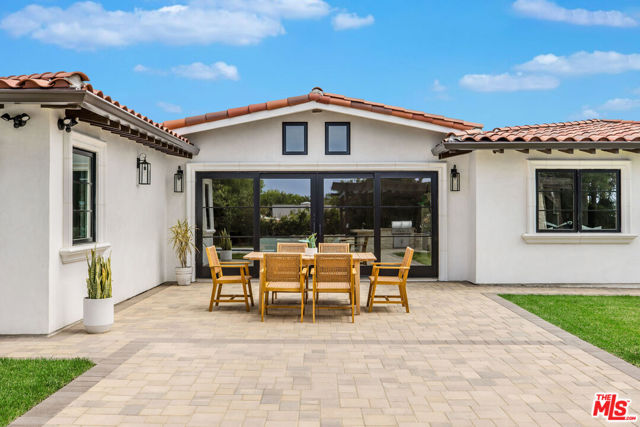 6888 Alta Vista Drive, Rancho Palos Verdes CA: https://media.crmls.org/mediaz/78c666a0-a867-4468-9f6c-da36281bb236.jpg
