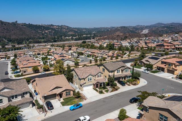 35788 Bay Morgan Lane, Fallbrook CA: https://media.crmls.org/mediaz/78c6f1e2-9944-4936-82bb-5a9c81e8e28b.jpg