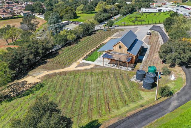 18290 Cochrane Road, Morgan Hill CA: https://media.crmls.org/mediaz/78c7cea2-015e-4aff-a1c4-ac19441c49ab.jpg