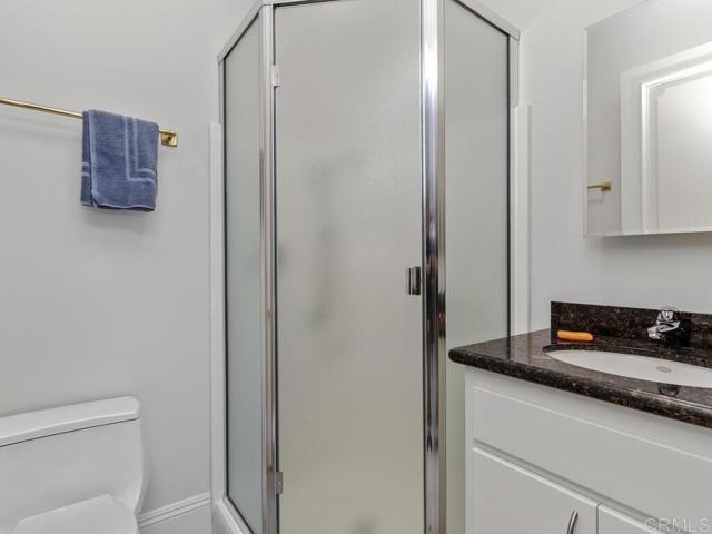 6095 Lake Vista Drive, Bonsall CA: https://media.crmls.org/mediaz/78c80d9e-b5de-4259-9ed6-8e6acf0e9676.jpg