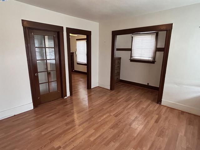 3657 Madrone Ave, Oakland CA: https://media.crmls.org/mediaz/78c86dd8-24c6-4db8-8e0e-1c92d1aa4ee9.jpg