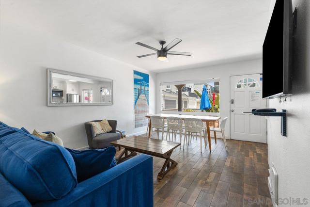 707 Ensenada Ct, San Diego CA: https://media.crmls.org/mediaz/78c8f54a-320a-4989-8254-b8a0627b4f33.jpg
