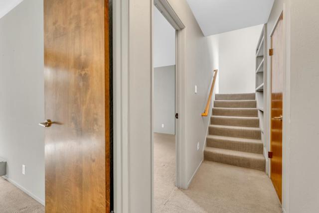 999 Carolina Street, San Francisco CA: https://media.crmls.org/mediaz/78c90073-0288-4758-a9c1-c1ea212bd119.jpg