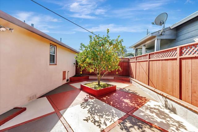 704 87th Street, Daly City CA: https://media.crmls.org/mediaz/78c985a8-33ee-4b71-b3df-0faa3042b032.jpg