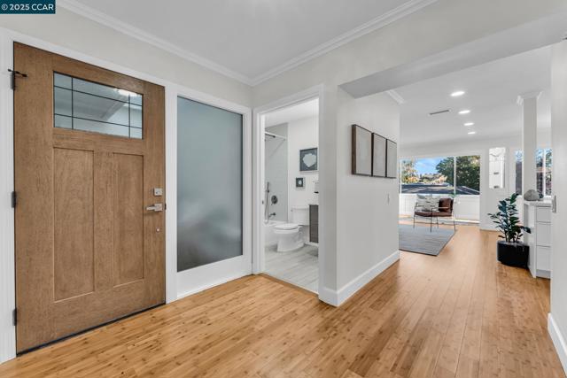 1200 Leisure Ln, Walnut Creek CA: https://media.crmls.org/mediaz/78c99cb7-3afc-4fe2-8178-da4cabf0cbd5.jpg