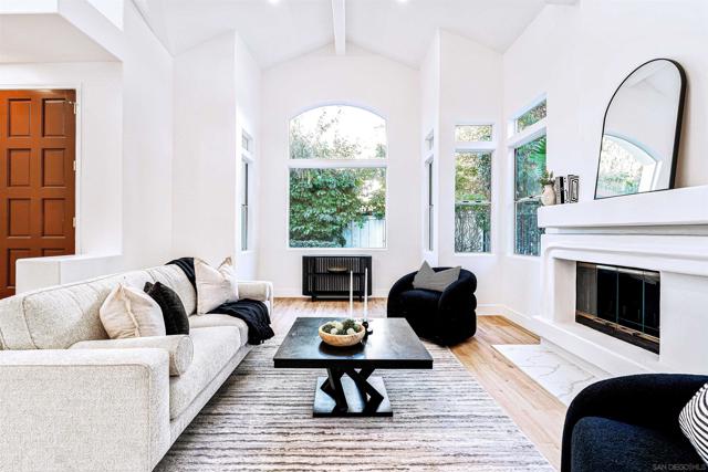 4943 Marin Dr, Oceanside CA: https://media.crmls.org/mediaz/78ca257a-96ce-4534-926c-05007e5230f2.jpg