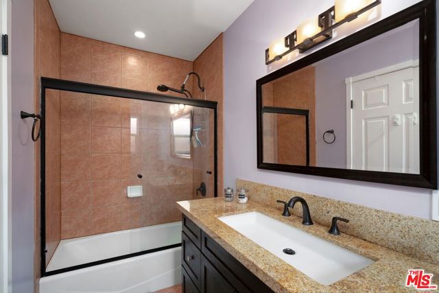 7513 Louise Avenue, Van Nuys CA: https://media.crmls.org/mediaz/78ca5860-f33e-4ae7-92bc-db515935a611.jpg