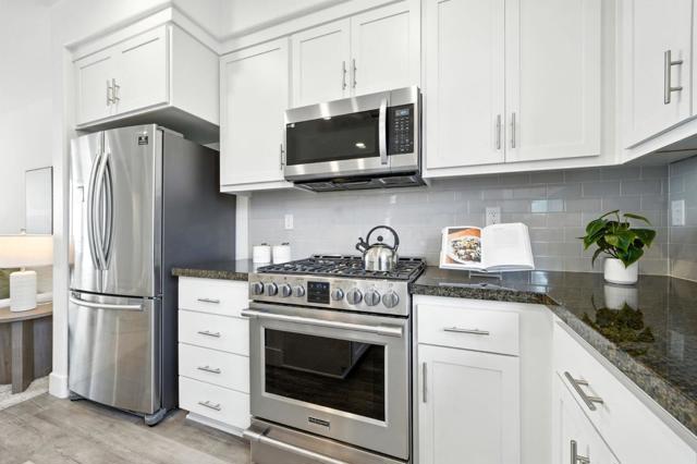 29341 Hub Court, Hayward CA: https://media.crmls.org/mediaz/78ca765e-3164-4416-91b9-f382e79aa0dd.jpg