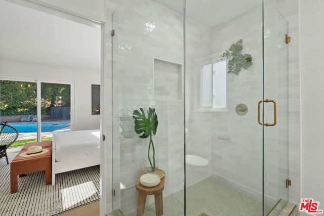 22946 Brenford Street, Woodland Hills CA: https://media.crmls.org/mediaz/78cbb145-3093-4713-89e5-d31a62251043.jpg