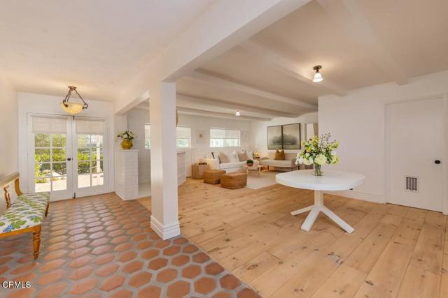 930 Fairview Road, Ojai CA: https://media.crmls.org/mediaz/78ccf557-e0d9-430b-9795-b9ccbfd222f1.jpg