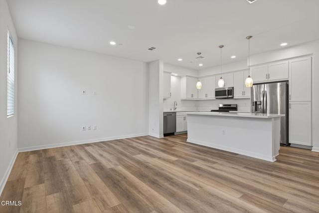 Detail Gallery Image 23 of 75 For 611 Winchester Dr, Oxnard,  CA 93036 - 3 Beds | 3/1 Baths